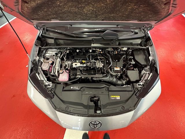 Used 2024 Toyota Prius Prime SE image 9