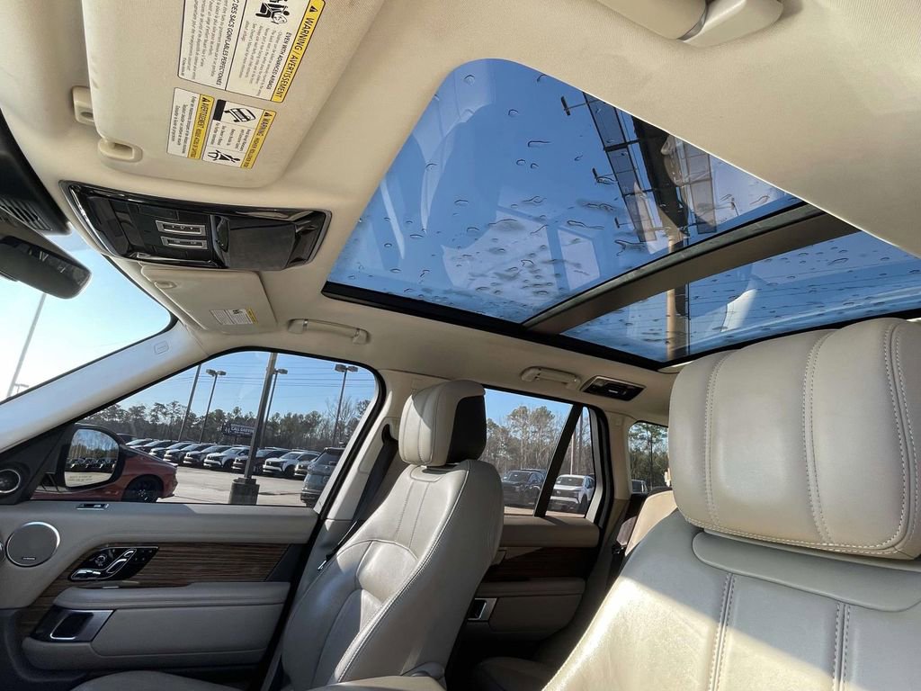 Used 2019 Land Rover Range Rover HSE image 15