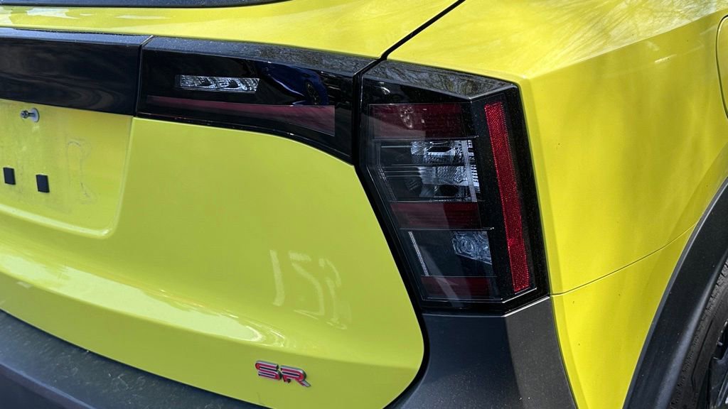 Used 2025 Nissan Kicks SR image 8