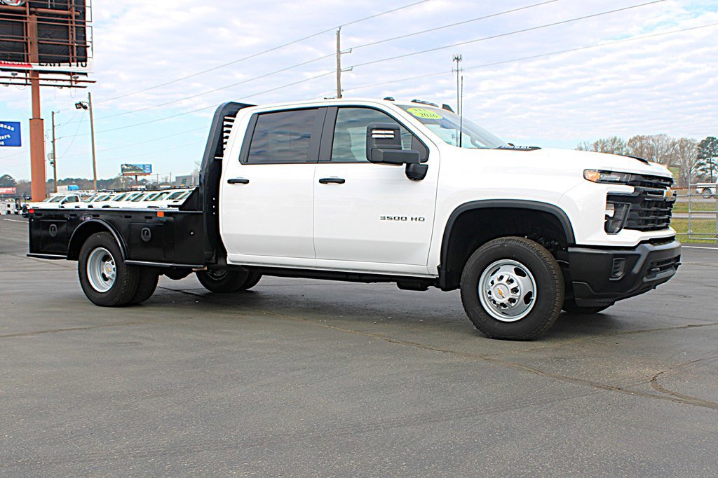 Used 2026 Chevrolet Silverado 3500 W/T w/ WT Convenience Package image 2