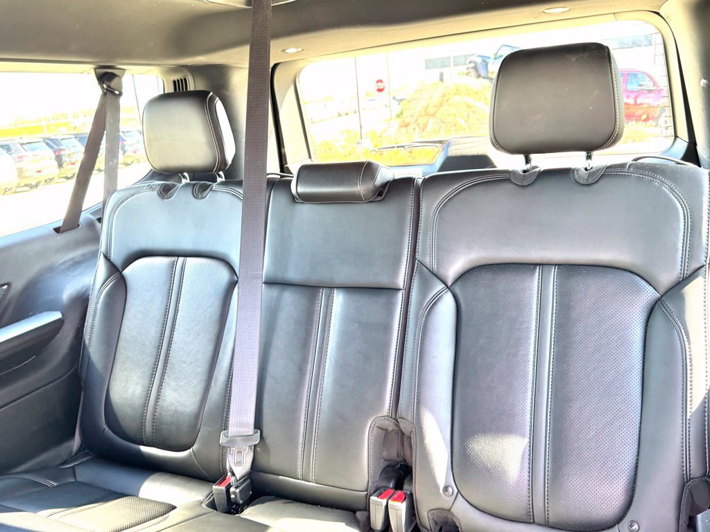 Used 2025 Jeep Wagoneer L Series II w/ 8-pass Seating Package AWD/4WD image 16