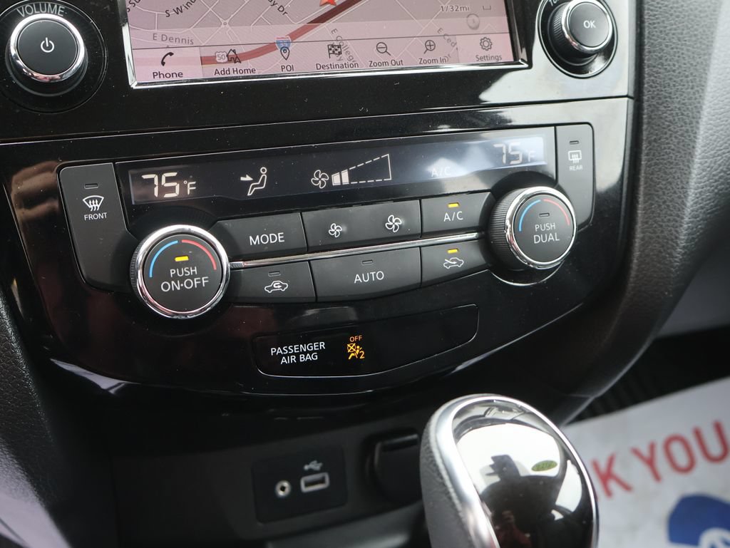 Used 2022 Nissan Rogue Sport SL AWD/4WD image 33