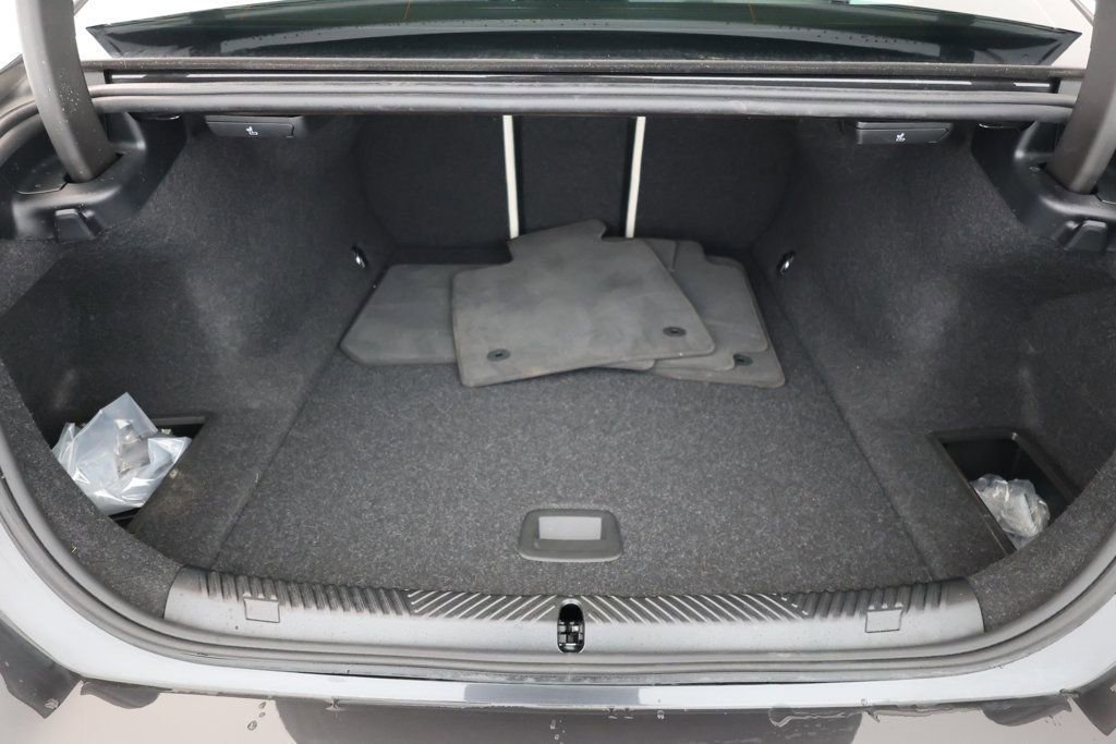 Used 2024 BMW i5 eDrive40i w/ M Sport Package image 23