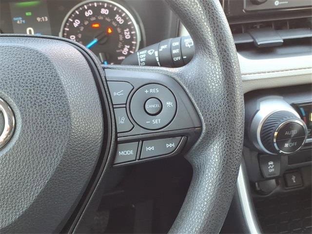 Used 2022 Toyota RAV4 XLE image 23