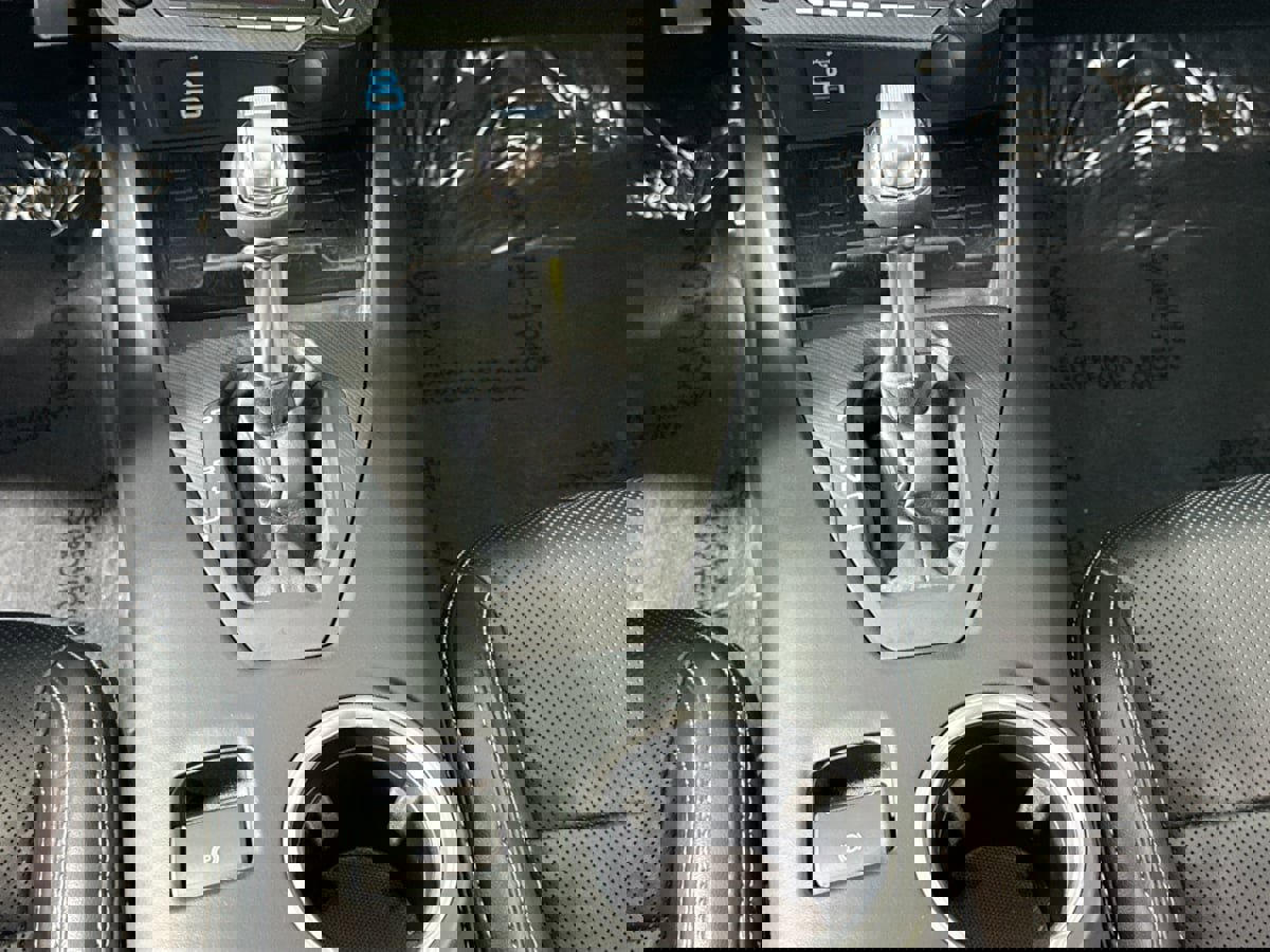 Used 2024 Ford Mustang Premium image 18