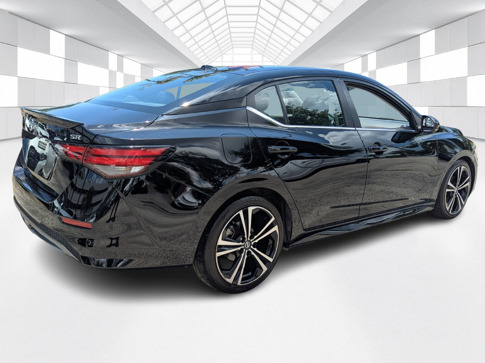Certified 2020 Nissan Sentra SR w/ Premium Package FWD image 6