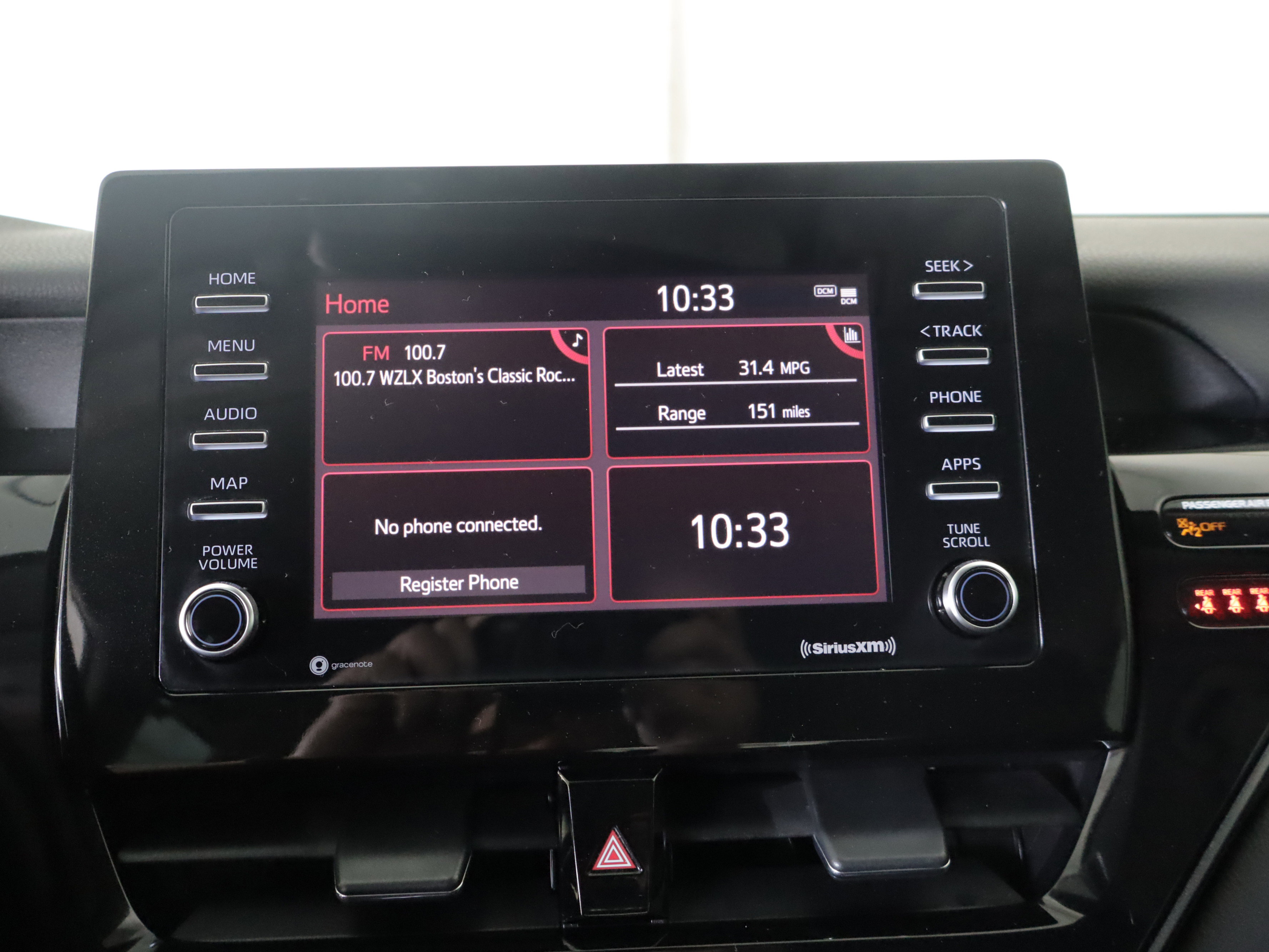 Used 2021 Toyota Camry SE w/ Convenience Package FWD image 14