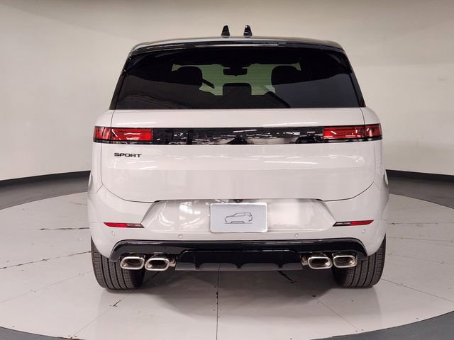 New 2026 Land Rover Range Rover Sport Dynamic SE image 10