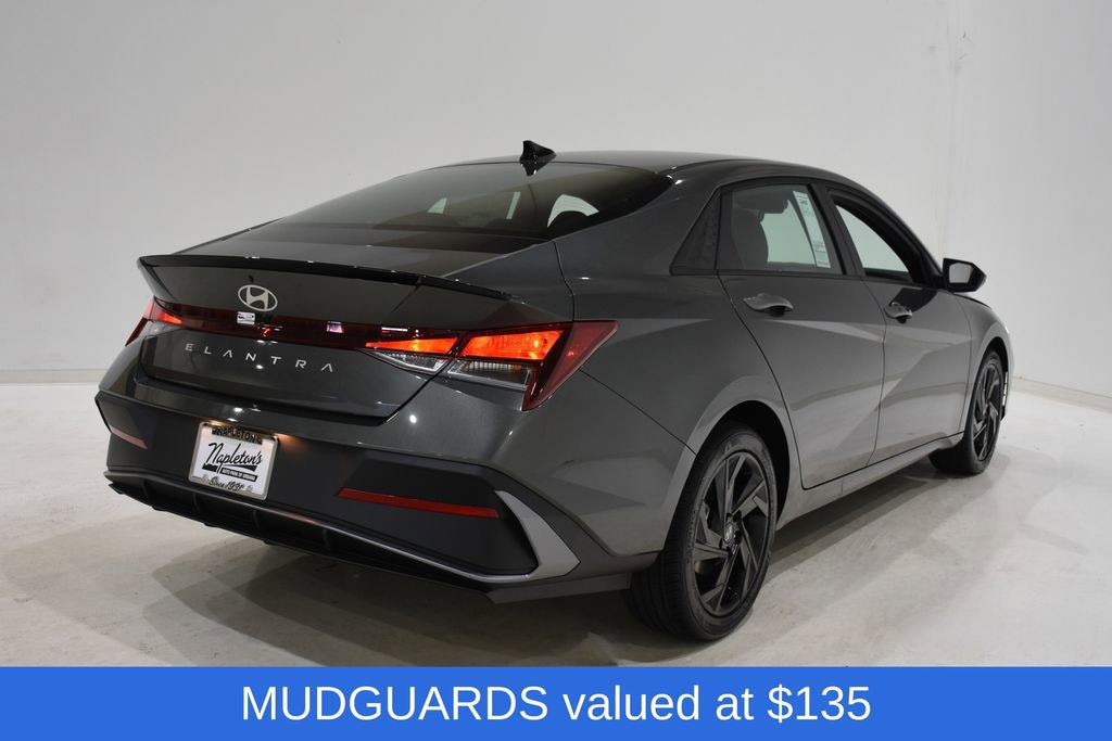 New 2026 Hyundai Elantra Sport image 4