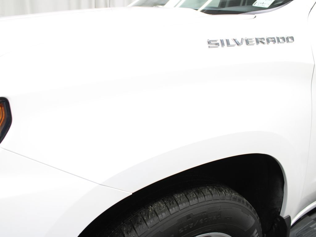 Used 2021 Chevrolet Silverado 1500 Custom AWD/4WD image 38