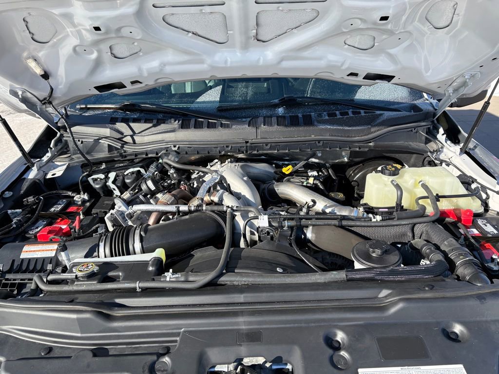 Used 2020 Ford F350 Platinum AWD/4WD image 6