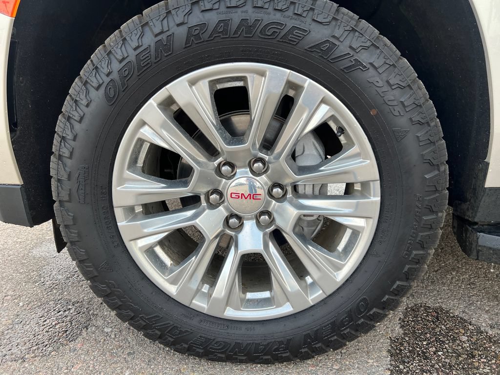 Used 2024 GMC Yukon XL Denali w/ Max Trailering Package AWD/4WD image 25
