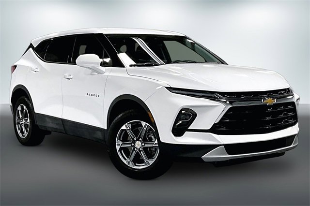 Used 2025 Chevrolet Blazer LT