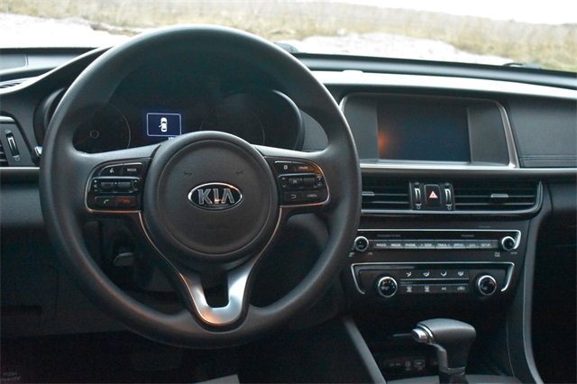 Used 2018 Kia Optima LX image 16