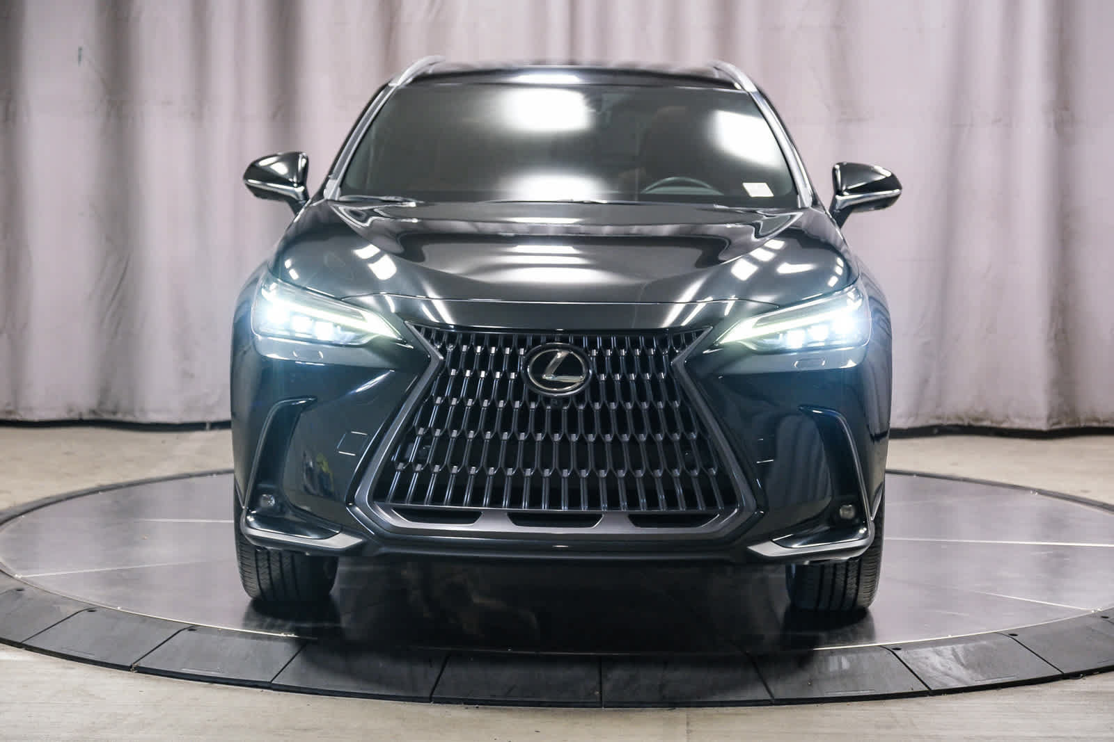 Used 2025 Lexus NX 450h+ AWD w/ Towing Package (2000 Lbs) image 6