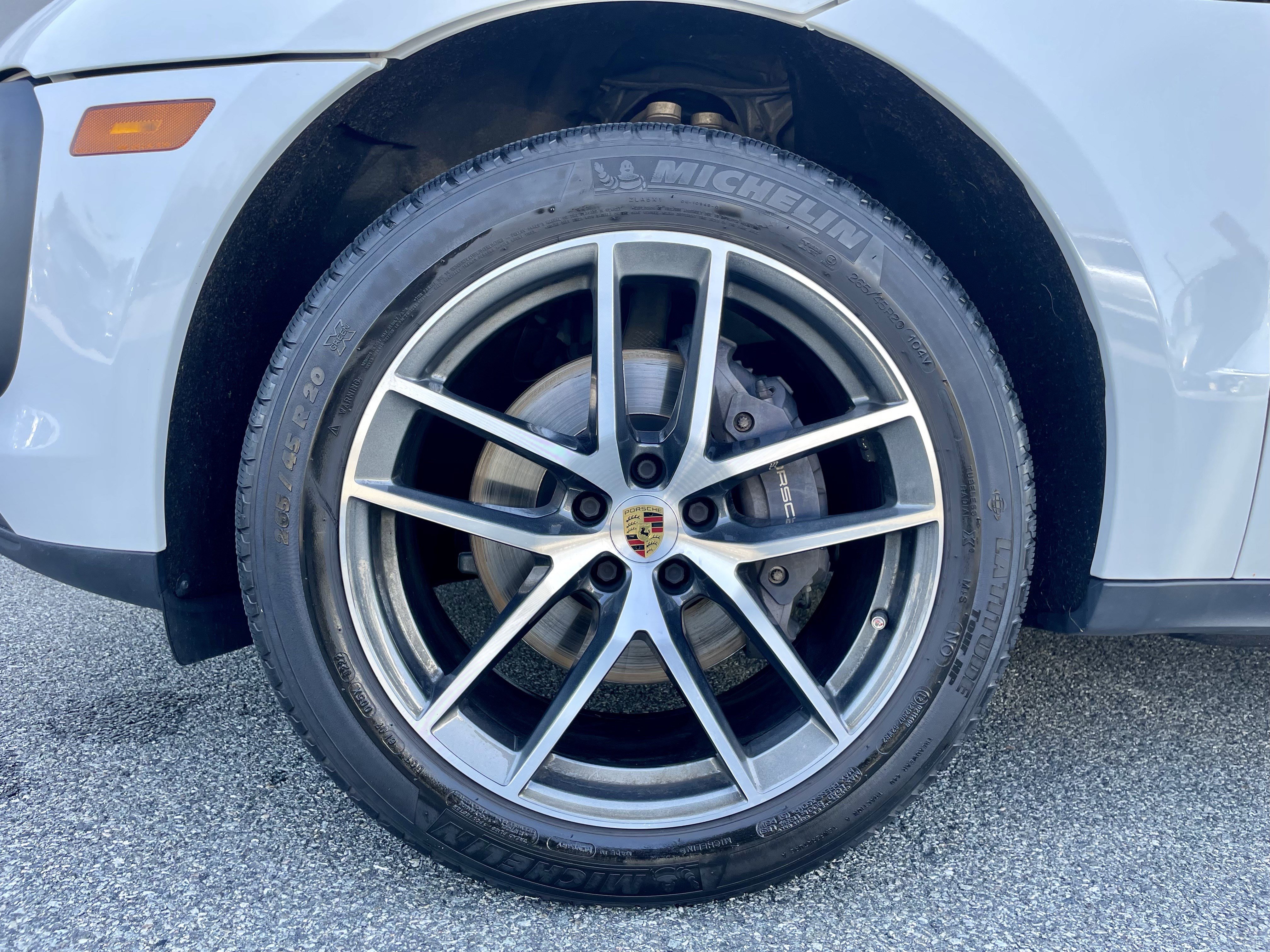 Used 2022 Porsche Macan image 9