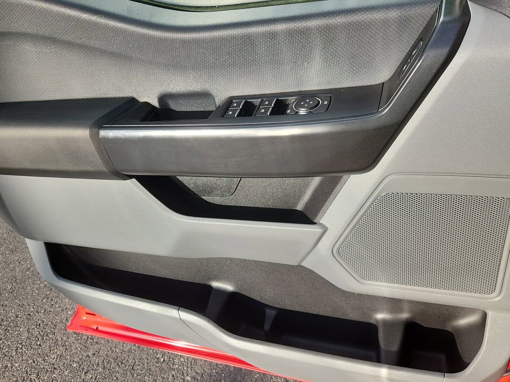 Used 2022 Ford F150 XL w/ Trailer Tow Package image 8