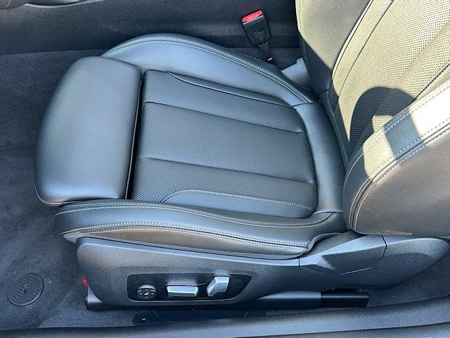 Certified 2023 BMW 430i xDrive Convertible w/ M Sport Package image 17