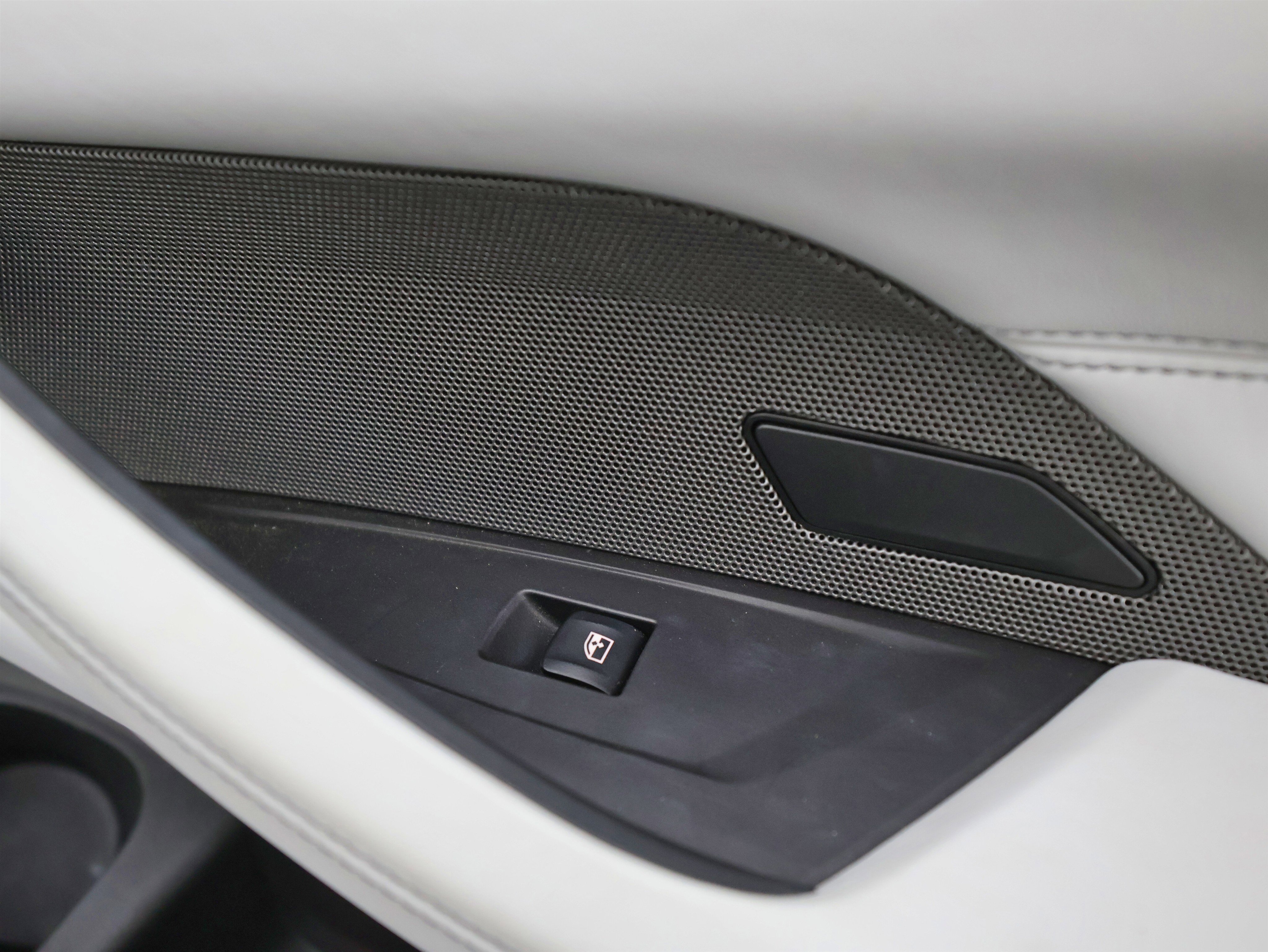 Used 2022 BMW M4 xDrive Competition image 50