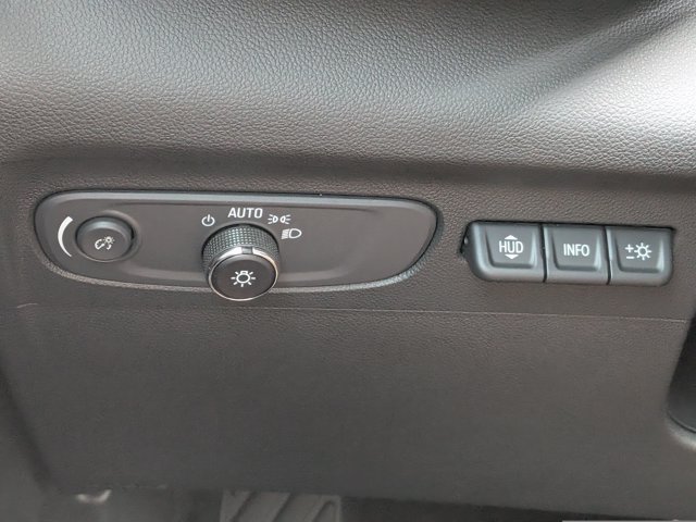 Certified 2023 Buick Envision Essence w/ Technology Package I FWD image 32