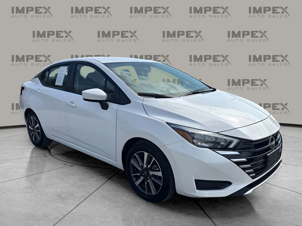 Used 2025 Nissan Versa SV image 7