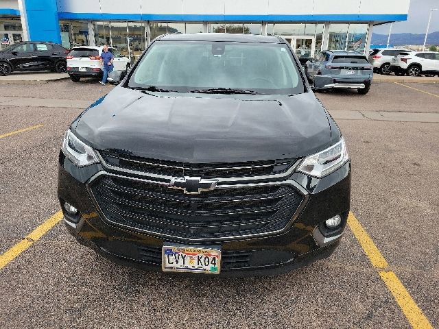 Used 2020 Chevrolet Traverse Premier w/ Redline Edition AWD/4WD image 2
