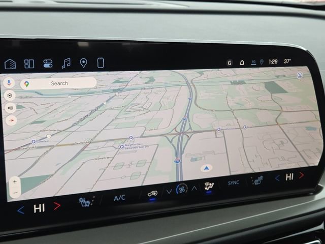 New 2026 Chevrolet Traverse LT w/ Driver Confidence Package image 3