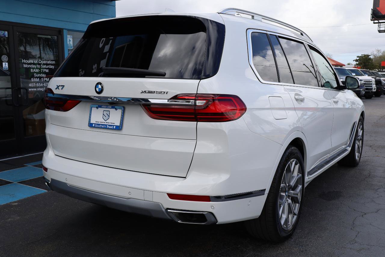 Used 2020 BMW X7 xDrive50i w/ Dynamic Handling Package AWD/4WD image 4