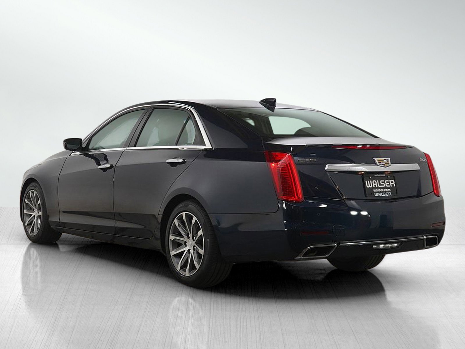 Used 2016 Cadillac CTS Luxury image 3