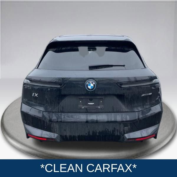 Used 2024 BMW iX xDrive50 w/ Premium Package image 5