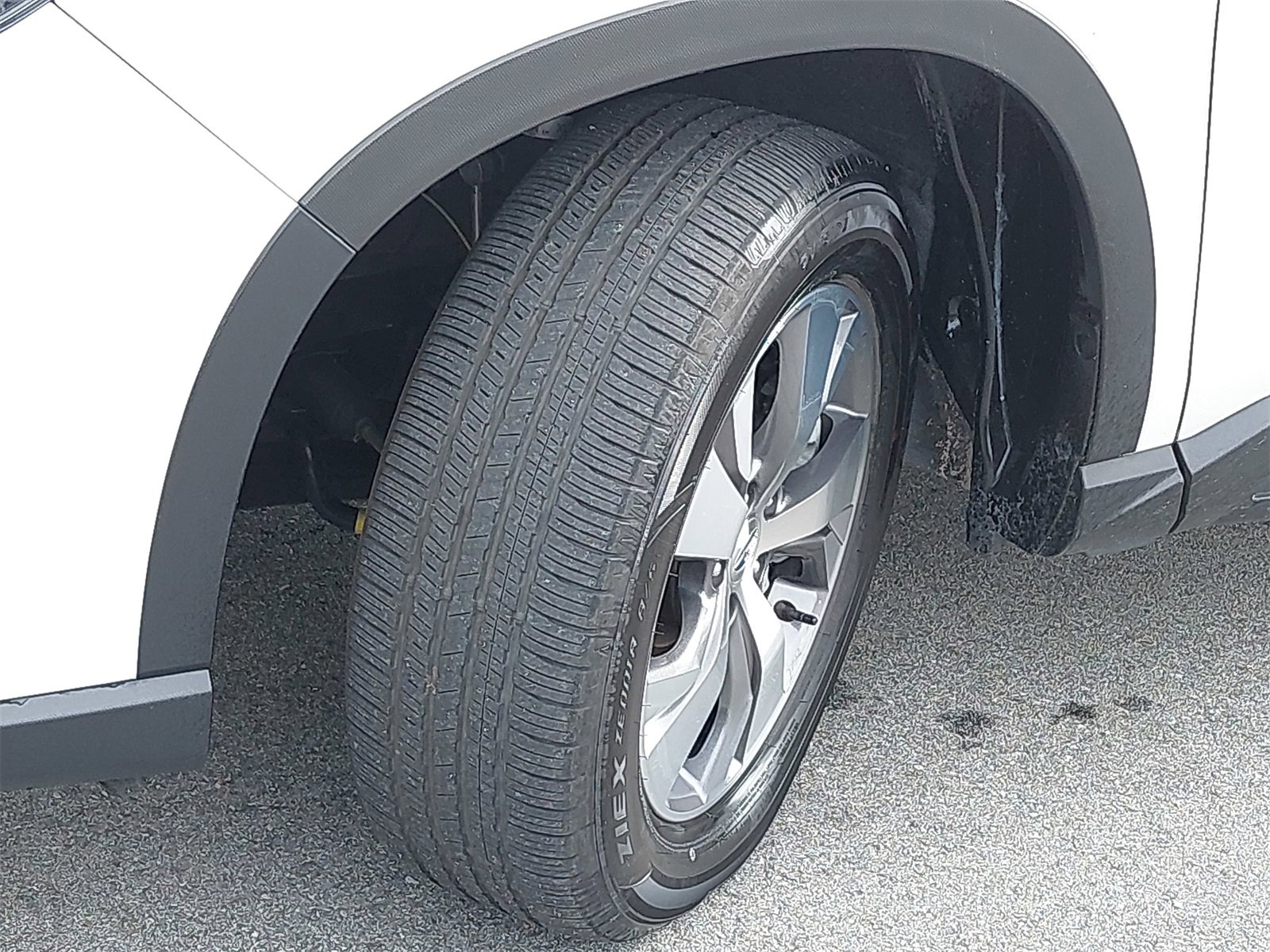 Certified 2022 Subaru Ascent Premium w/ Convenience Package image 35