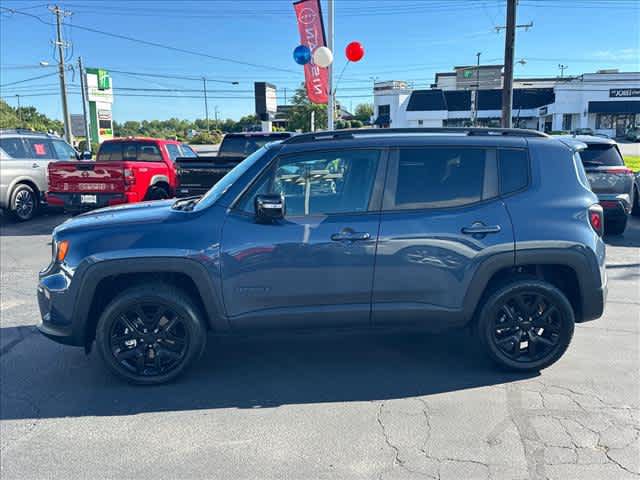 Used 2023 Jeep Renegade Altitude AWD/4WD image 6