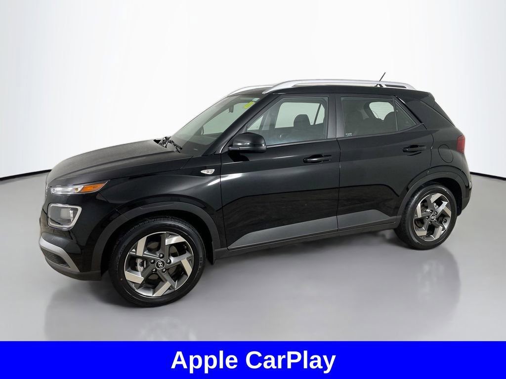 Used 2023 Hyundai Venue SEL image 5