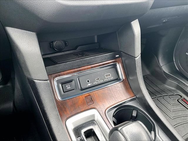 Used 2024 Subaru Ascent Touring AWD/4WD image 28