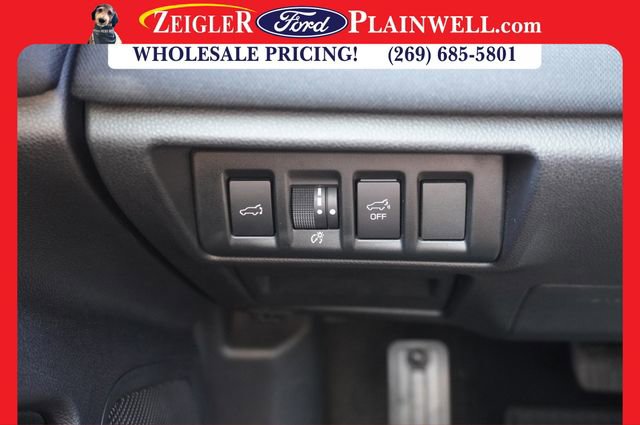 Used 2023 Subaru Outback Premium image 28