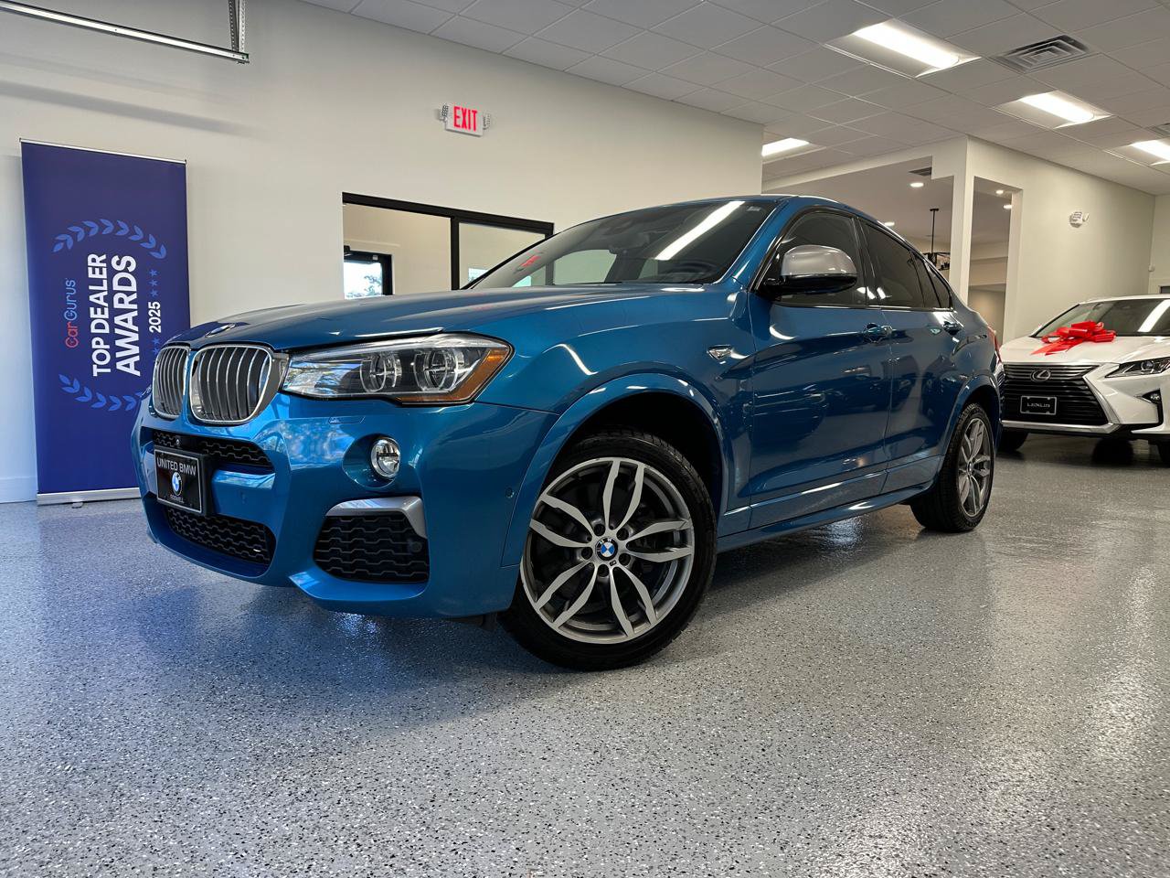 Used 2017 BMW X4 M40i AWD/4WD image 2