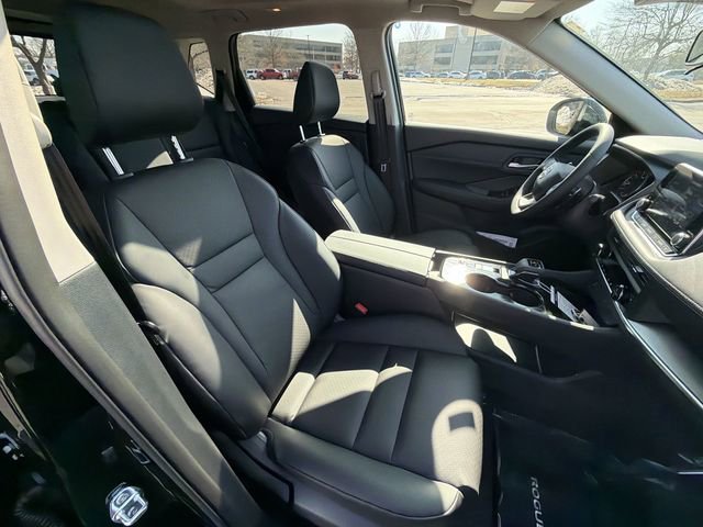 New 2026 Nissan Rogue SV image 24