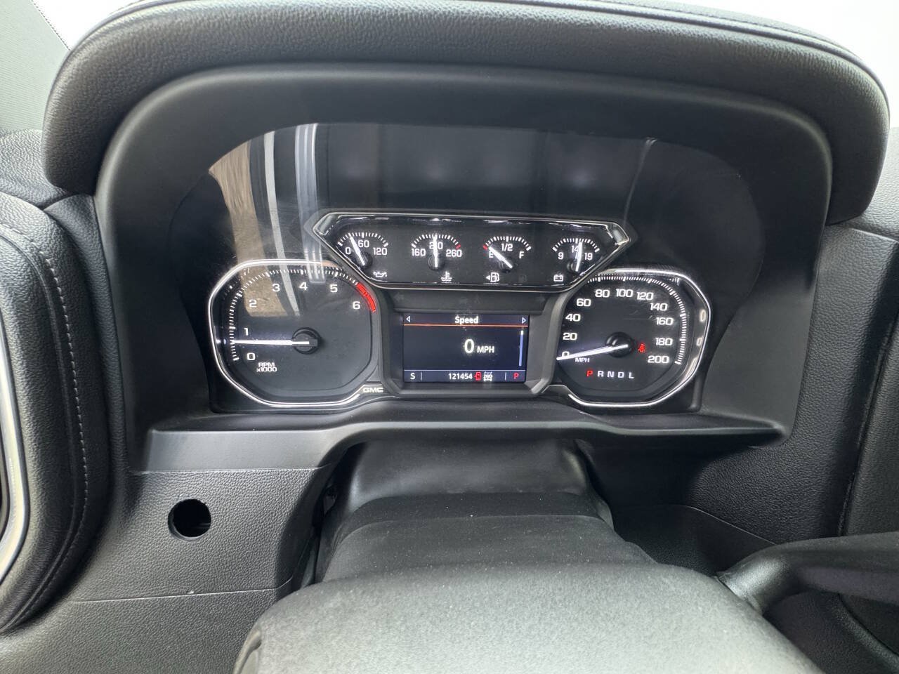 Used 2022 GMC Sierra 2500 SLE w/ X31 Off-Road Package AWD/4WD image 35