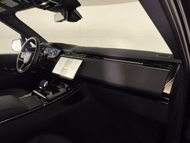 New 2027 Land Rover Range Rover Sport Dynamic SE AWD/4WD image 14