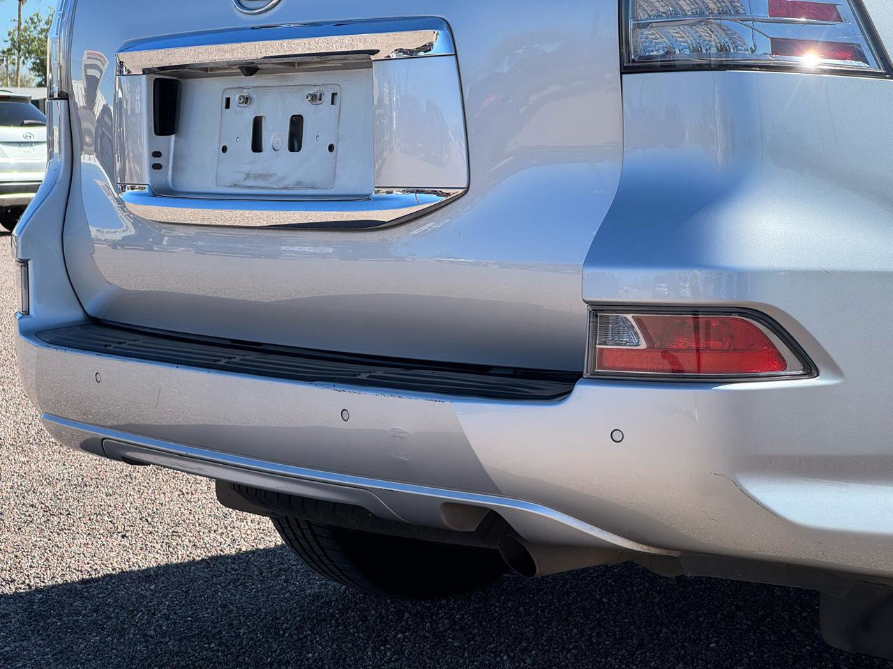 Used 2016 Lexus GX 460 w/ Premium Package image 12