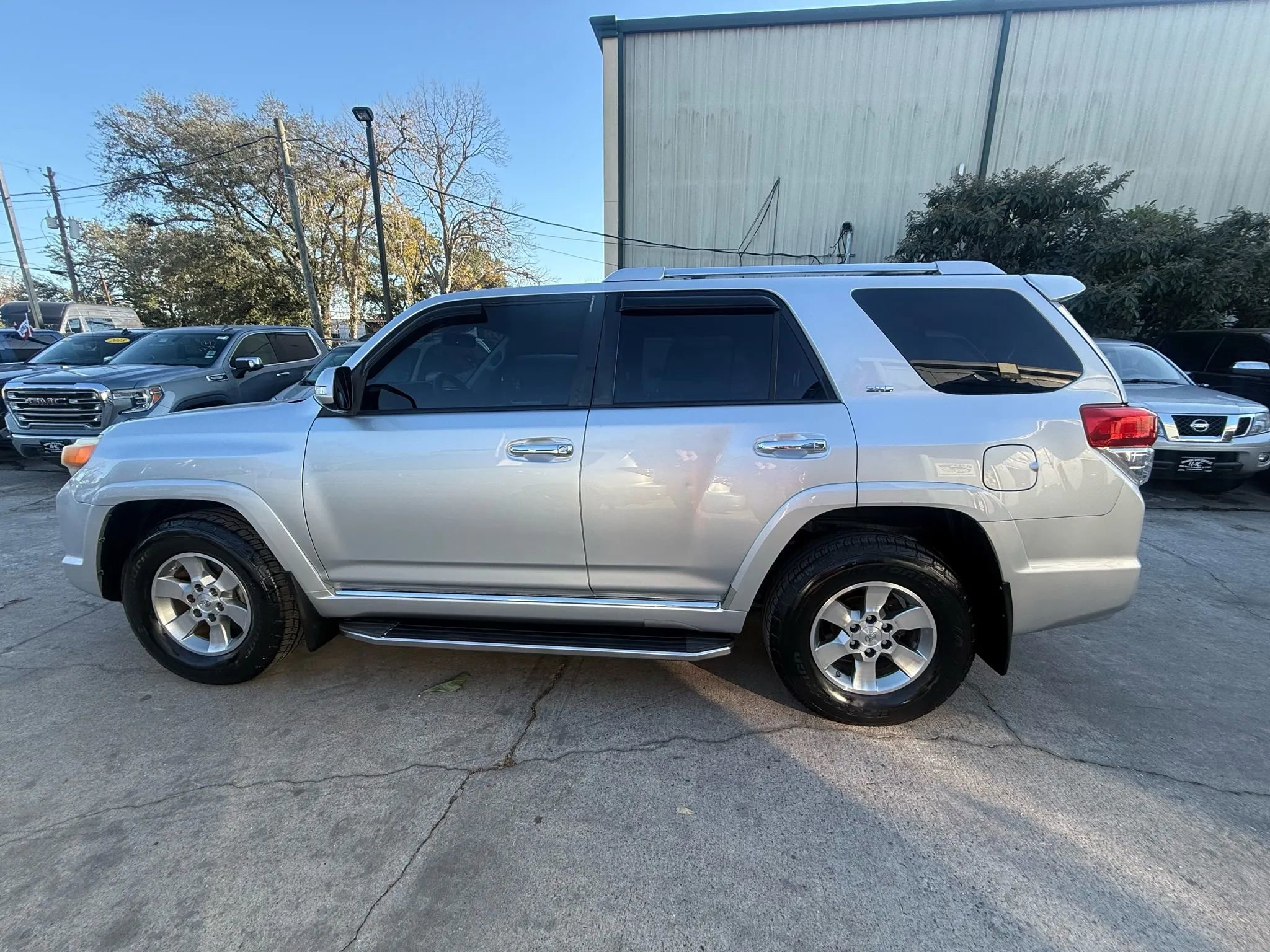 Used 2013 Toyota 4Runner SR5 image 5