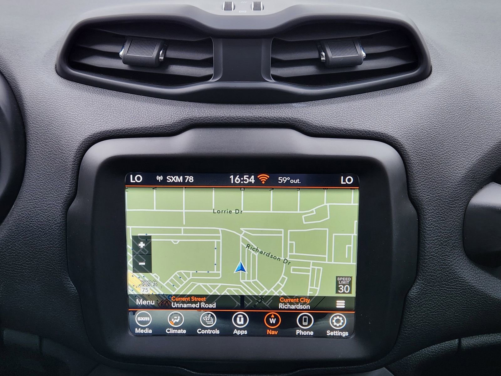 Used 2023 Jeep Renegade Latitude w/ Sun/Sound Group AWD/4WD image 25