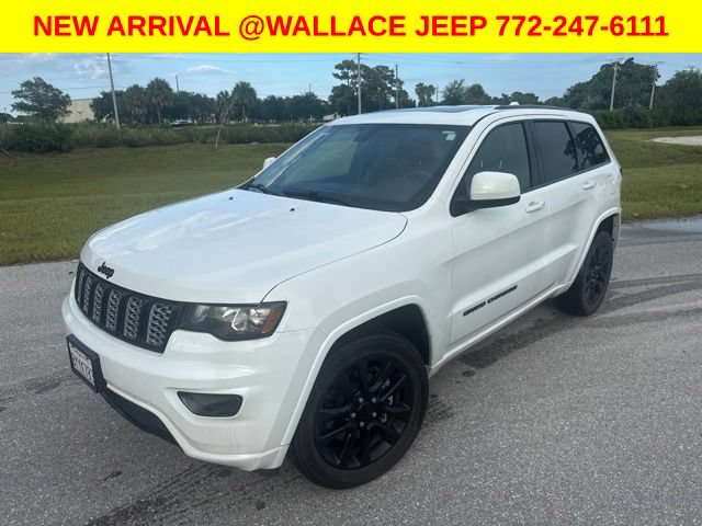 Used 2021 Jeep Grand Cherokee Laredo X AWD/4WD image 5