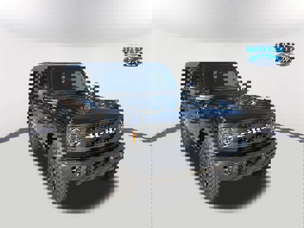 Used 2024 Ford Bronco Black Diamond image 3