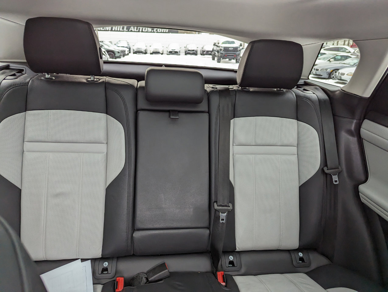 Used 2022 Land Rover Range Rover Evoque R-Dynamic S image 37