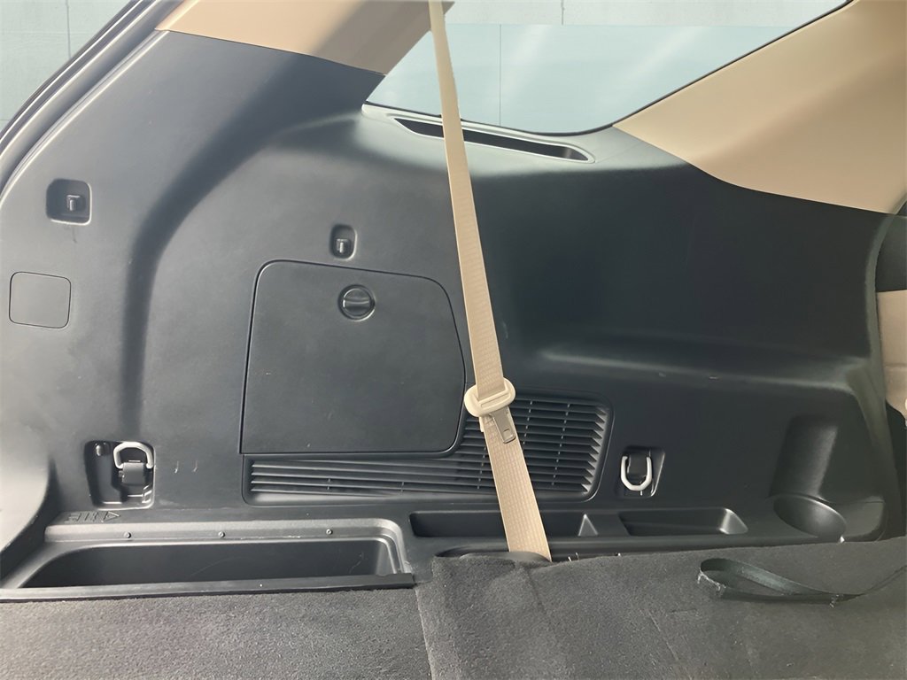 Used 2023 Ford Explorer XLT w/ Equipment Group 202A image 41