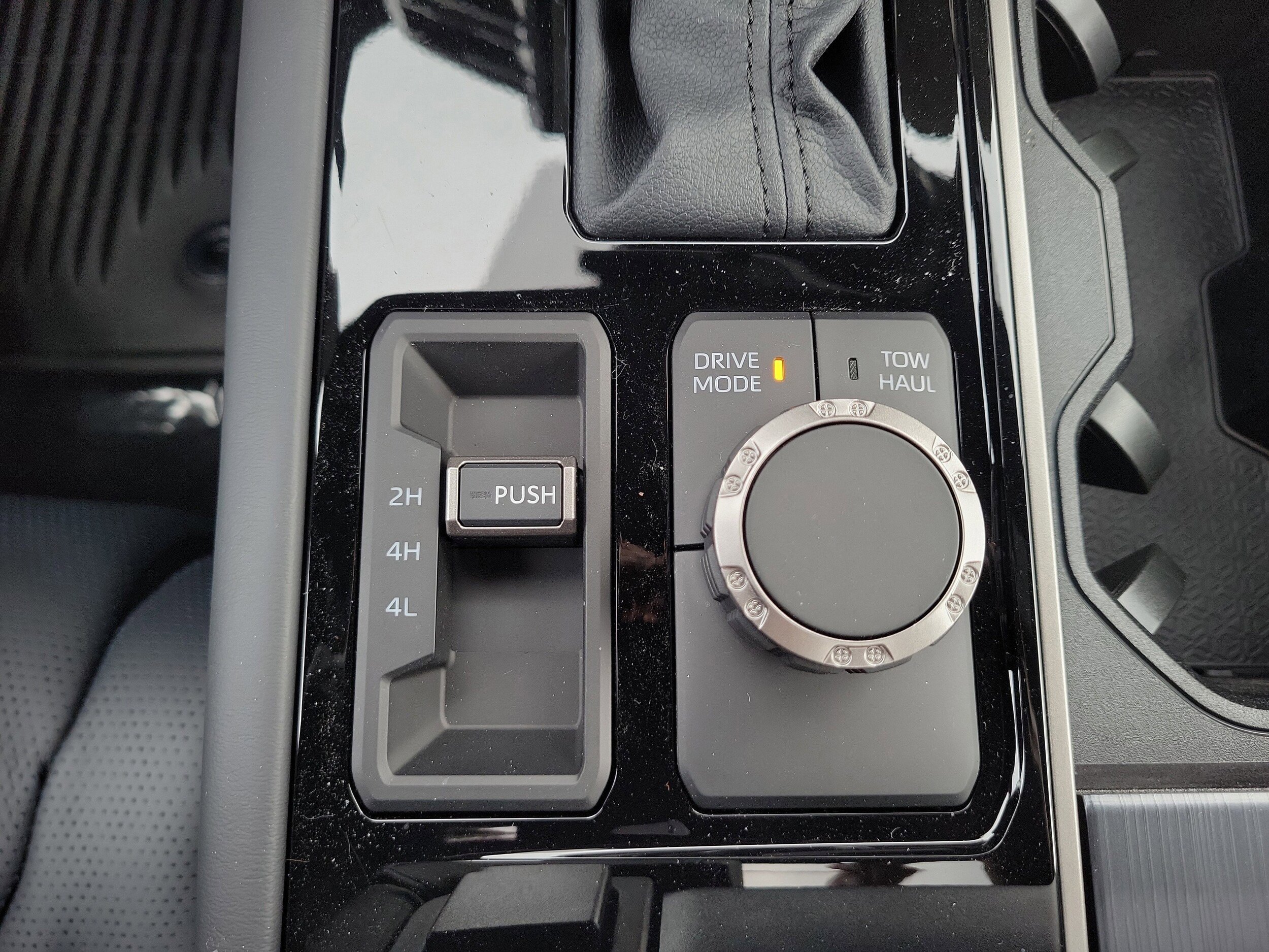 New 2026 Toyota Sequoia Platinum image 37
