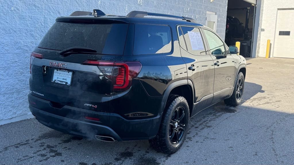 Used 2023 GMC Acadia AT4 image 8