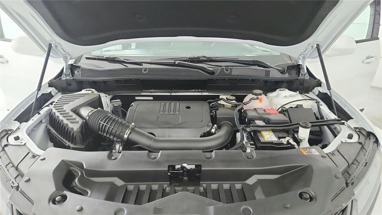 New 2026 Chevrolet Blazer LT w/ LPO, Black Sport Package image 32