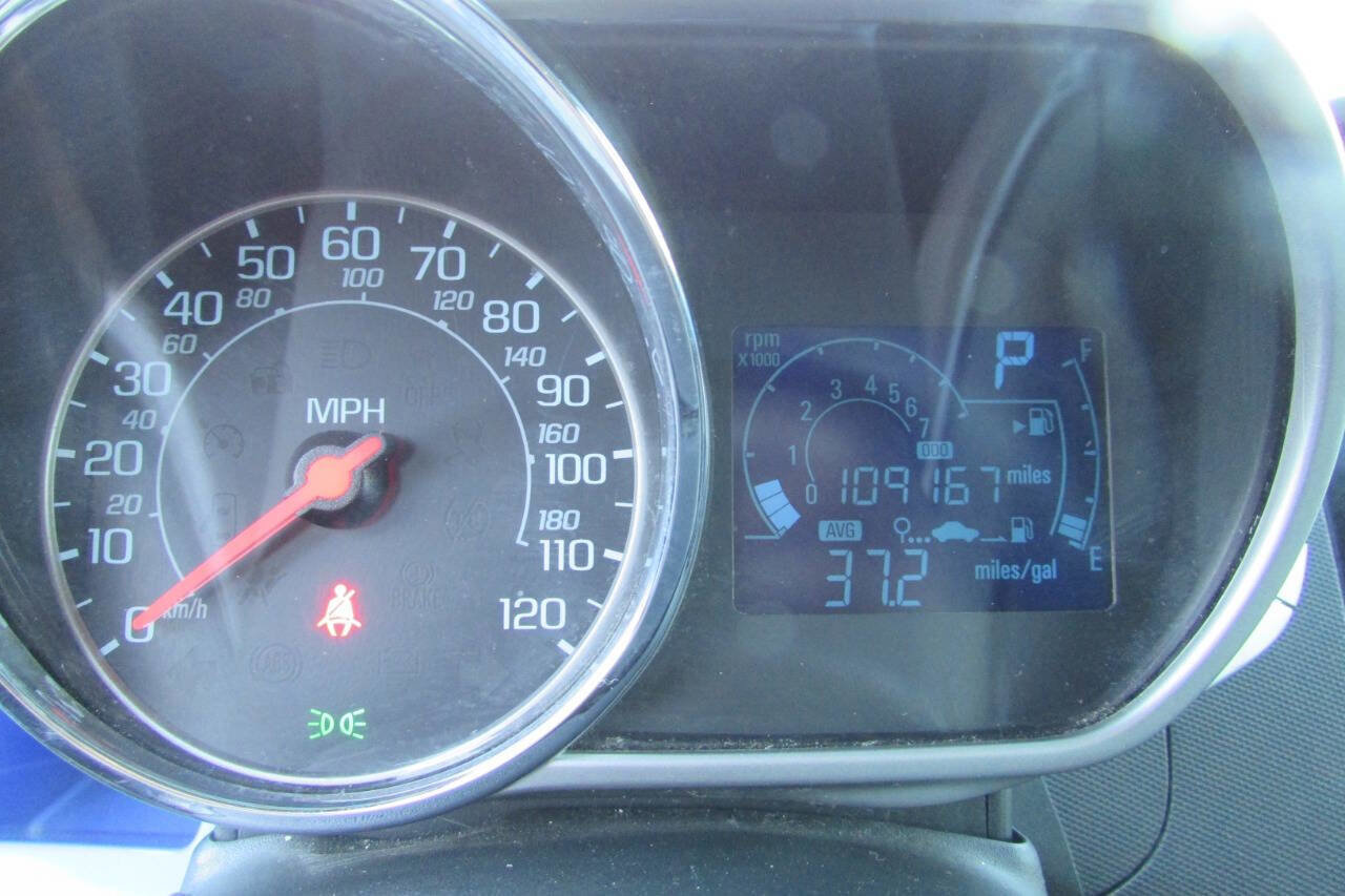 Used 2014 Chevrolet Spark LT image 30